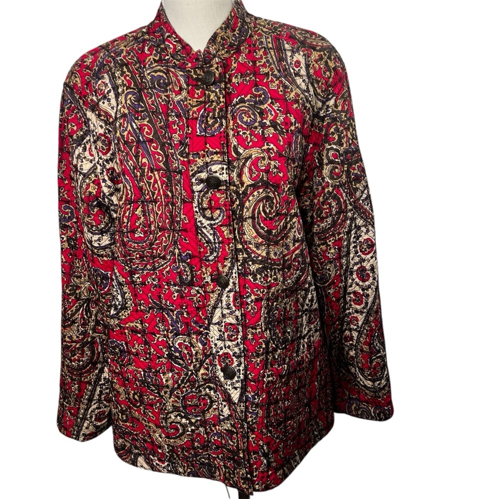 ⭐️Red, Tan and Brown, Gray, Purple and beige Paisley Reversible Jacket Large